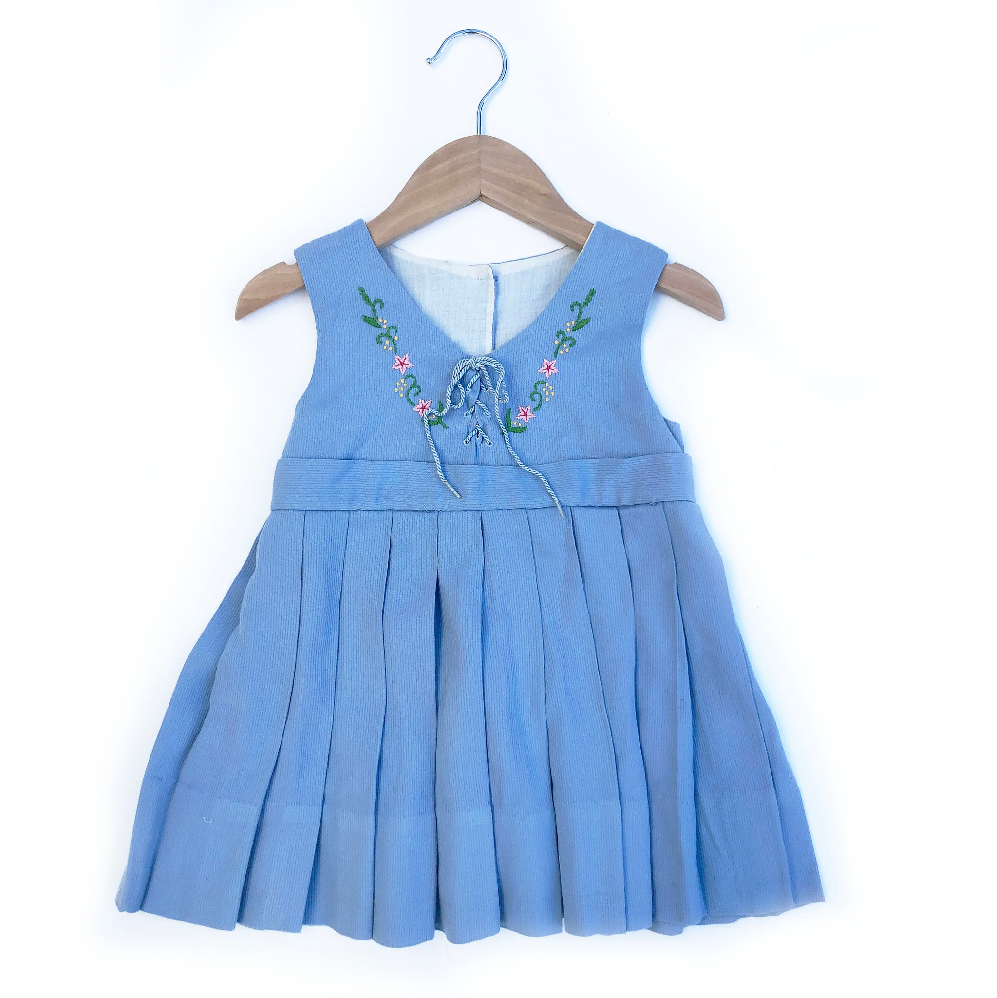 Pretty Vintage Prairie Embroidered Dress Size 2-3