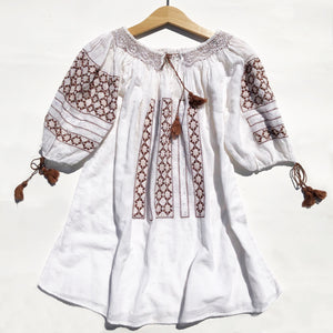 Vintage Embroidered Hungarian Peasant Blouse size 10-12