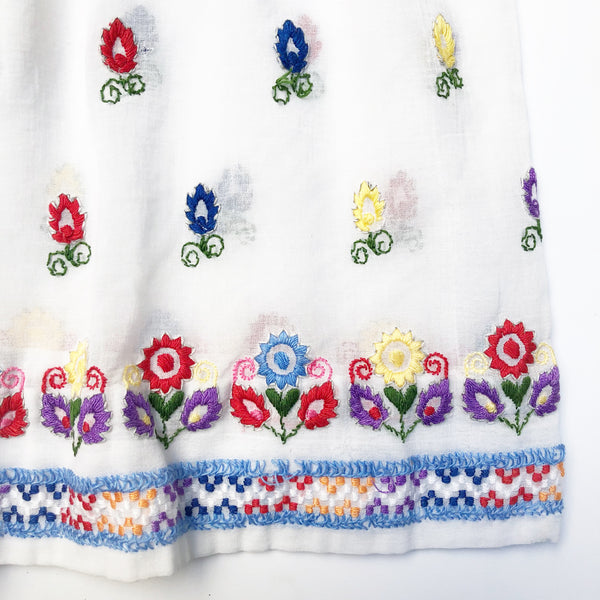 Beautiful  Embroidered Peasant blouse size 4-6yrs