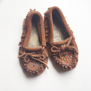 Beaded moccasin childrens size 7