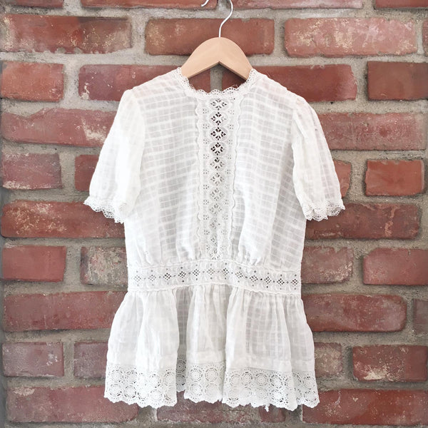 Victorian whitework dress size 2-3