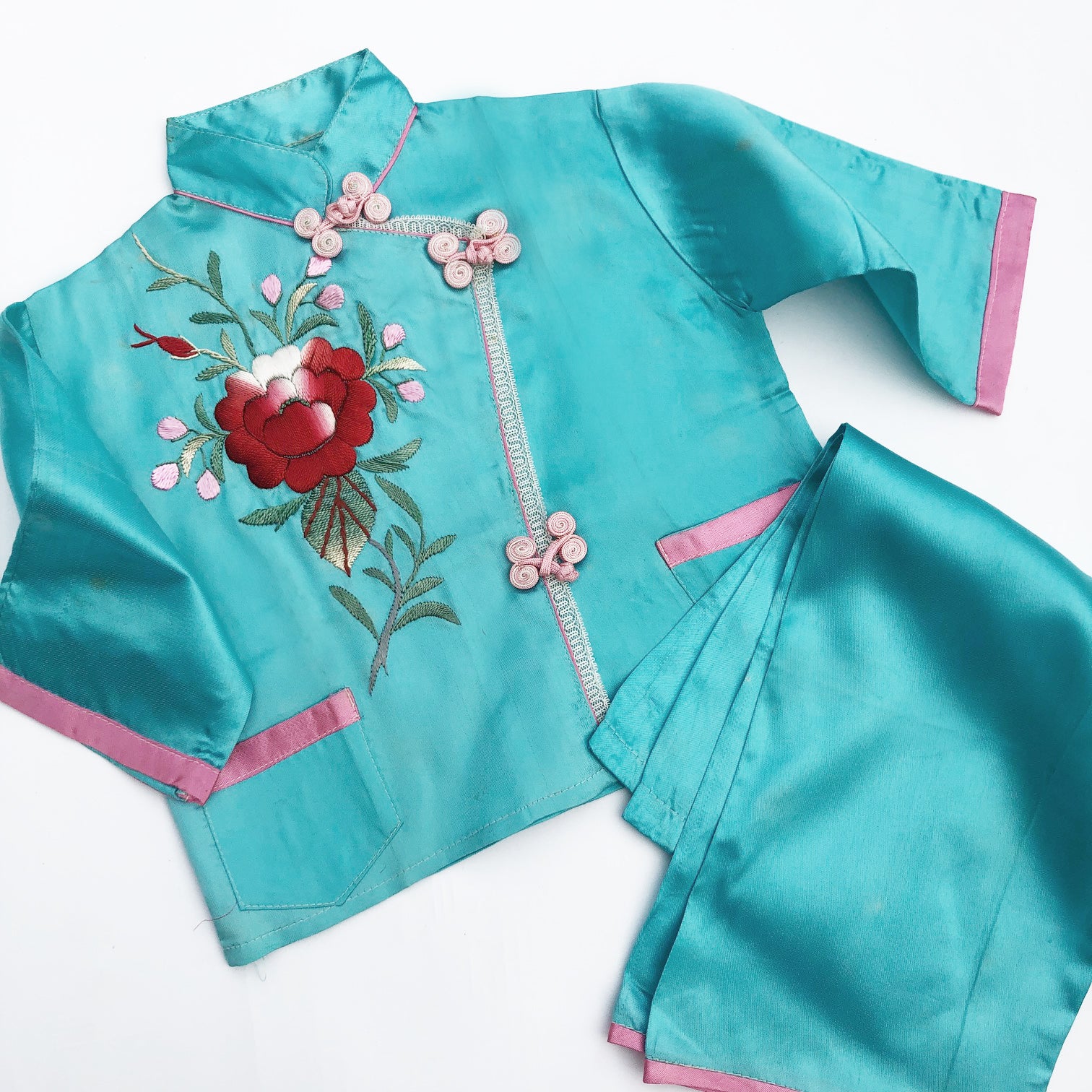 Vintage Embroidered Cheongsam Pajamas size 12-24 months.